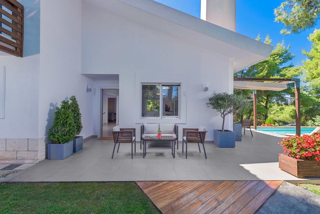 The White Villa At Sani Sani  Exterior foto